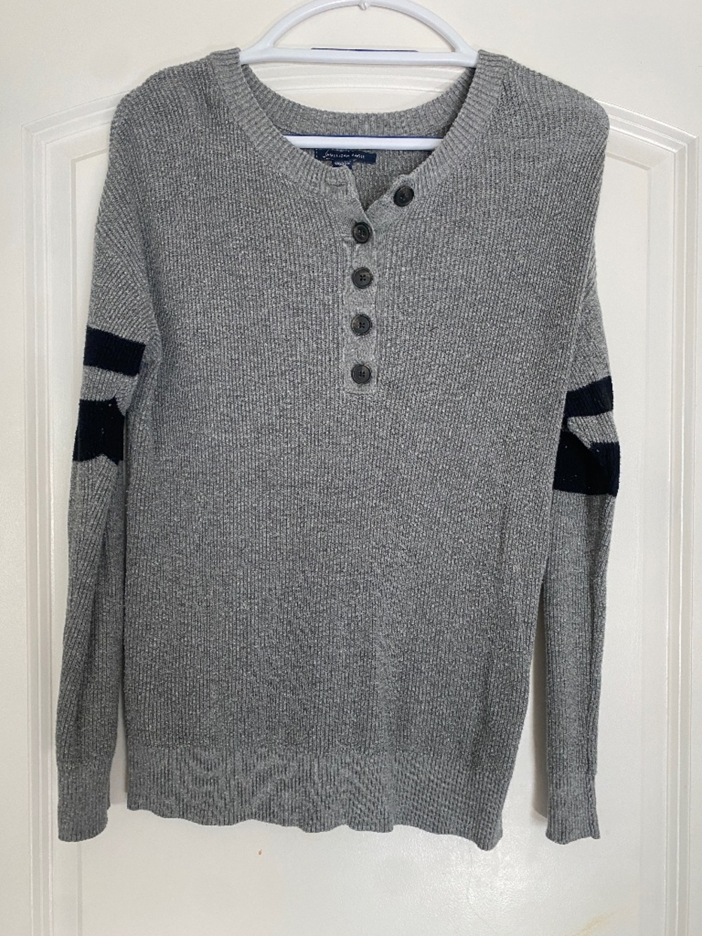 American Eagle grey and black Henley size xs